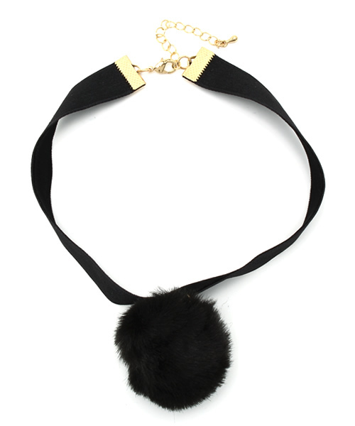 WEGO（ウィゴー）の「WEGO/ファーポンポンチョーカー（ネックレス・レディース・ホワイト/ブラック/パープル/ピンク・FREE）」の3枚目の写真