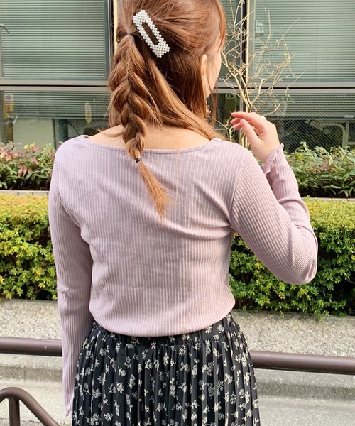 apres jour(アプレジュール)の「針抜きハートネックトップス【ZOZOTOWN限定アイテム】(Tシャツ/カットソー・レディース・ブラック/アイボリー/モカ/ラベンダー/ライトベージュ・フリー)」の12枚目の写真