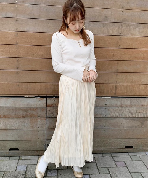 apres jour(アプレジュール)の「針抜きハートネックトップス【ZOZOTOWN限定アイテム】(Tシャツ/カットソー・レディース・ブラック/アイボリー/モカ/ラベンダー/ライトベージュ・フリー)」の16枚目の写真