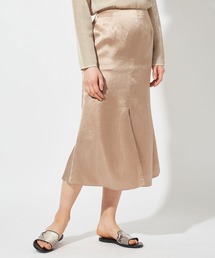 Whim Gazette�i�E�B���K�[�b�g�j�́u�T�e���X���b�g�X�J�[�g�i�X�J�[�g�j�v