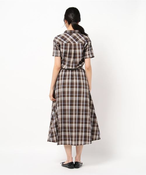 PREFERIR（プレフェリール）の「チェック 半袖シャツワンピース（シャツワンピース・レディース・レッド/ブラウン・SMALL/MEDIUM/LARGE）」の4枚目の写真