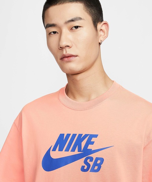 NIKE SB（ナイキエスビー）の「NIKE SB/ナイキエスビー Tシャツ ブランドロゴ クルーネック CV7540-010/CV7540-100/CV7540-844/CV7540-133（Tシャツ/カットソー・メンズ・ブラック×ホワイト/ホワイト×ブラック/コーラルピンク/オフホワイト・M/L/XL/S/2XL）」の6枚目の写真