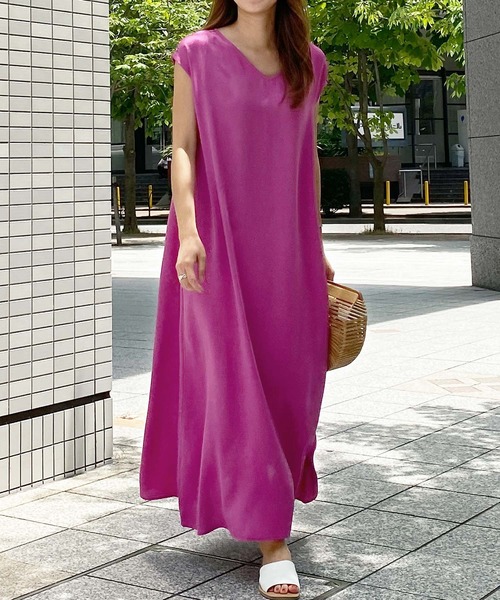 KOBE LETTUCE(コウベレタス)の「フレンチスリーブAラインマキシワンピース(ワンピース・レディース・ブラック/オフホワイト/ピンク/ブルーグレー・FREE)」の13枚目の写真
