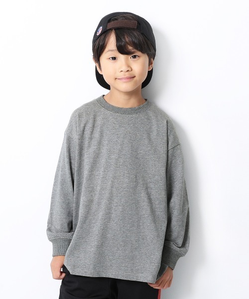 devirock（デビロック）の「BIGシルエット袖リブ長袖Tシャツ（Tシャツ/カットソー・キッズ・ホワイト/ブラック/ライトオリーブ/モカ/杢グレー/パープル系その他/ダークベージュ/パープル系その他2/ブルー系その他/グリーン系その他・80ｃｍ/90cm/110cm/100cm/120cm/130cm/140cm/150cm/160cm）」の4枚目の写真