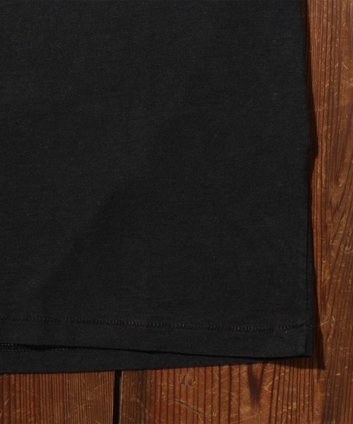 Levi's（リーバイス）の「LEVI'S(R) VINTAGE CLOTHING グラフィックTシャツ ECLIPSE BLACK（Tシャツ/カットソー・メンズ・ブラック・S/M/L/XL）」の7枚目の写真