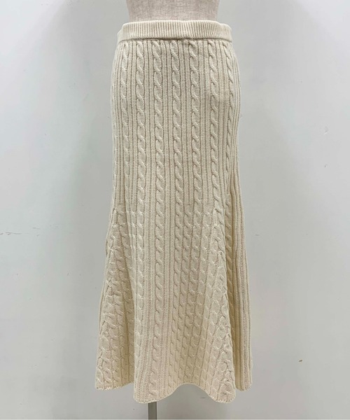PICCIN（ピッチン）の「ケーブル編みマーメイドスカート（スカート・レディース・アイボリー/モカ・M/L）」の4枚目の写真