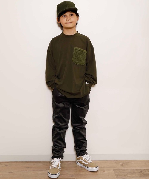 ＆yam（アンドヤム）の「ボアポケットTee（Tシャツ/カットソー・キッズ・ブラック/オリーブ/グレー/ホワイト/ピンク/ライトブラウン/ブルー/ブラウン・110/160/130/150/120/140/100）」の20枚目の写真