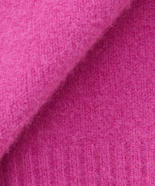 Rouge vif(ルージュヴィフ)の「獣毛混フレアタートルニット(ニット/セーター・レディース・チャコールグレー/ベージュ/パープル・フリー)」の10枚目の写真