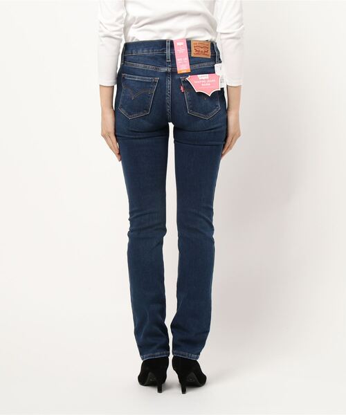 Levi's（リーバイス）の「【Levi's】「312 WARM」 SHAPING(シェイピング)スリムデニム（デニムパンツ・レディース・ダークインディゴブルー・24inch/25inch/26inch/27inch）」の3枚目の写真
