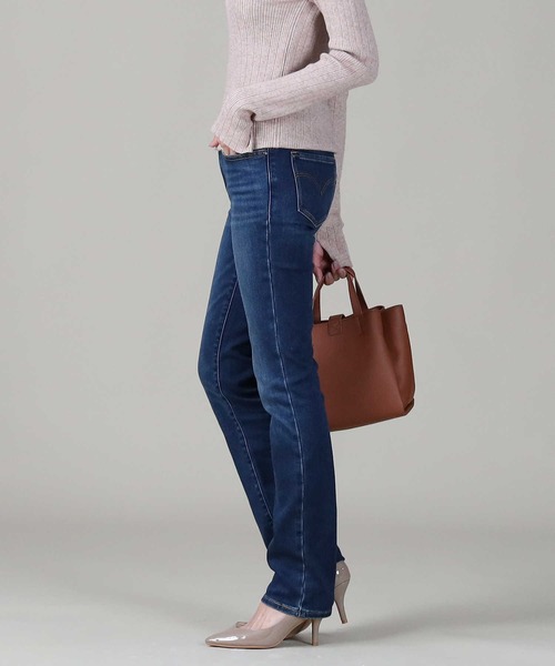 Levi's（リーバイス）の「【Levi's】「312 WARM」 SHAPING(シェイピング)スリムデニム（デニムパンツ・レディース・ダークインディゴブルー・24inch/25inch/26inch/27inch）」の5枚目の写真