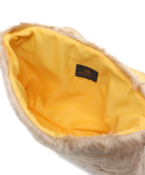 BEAUTY&YOUTH UNITED ARROWS(ビューティーアンドユースユナイテッドアローズ)の「BYSF BEVERLY ファービジュークラッチ◆(クラッチバッグ・レディース・ベージュ/ネイビー・フリー)」の9枚目の写真