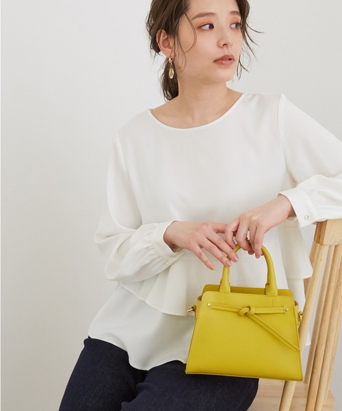ROPE' PICNIC(ロペピクニック)の「バック釦ペプラムブラウス(シャツ/ブラウス・レディース・サックスブルー/ネイビー/ピンク/オフホワイト・38)」の2枚目の写真