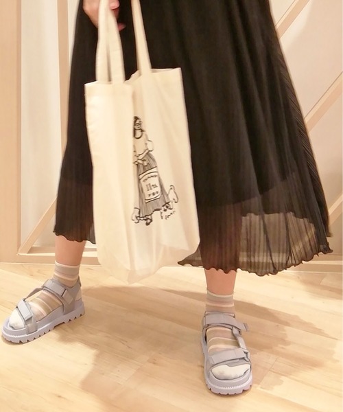 byあしながおじさん（バイアシナガオジサン）の「ワントーンスポーツサンダル / byあしながおじさん（サンダル・レディース・ブラック/グレー/ピンク/ブルー・LL/S/M/L）」の21枚目の写真