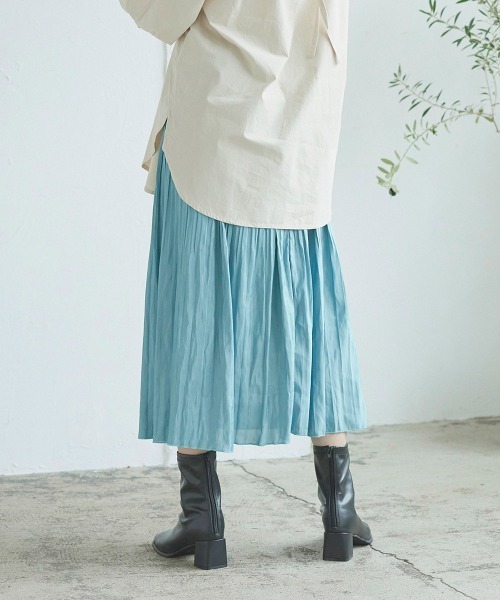 LIPSTAR（リップスター）の「シャイニーサテンプリーツスカート（スカート・レディース・ベージュ/ブルー/ピンク/ライトブルー/パープル・M）」の22枚目の写真