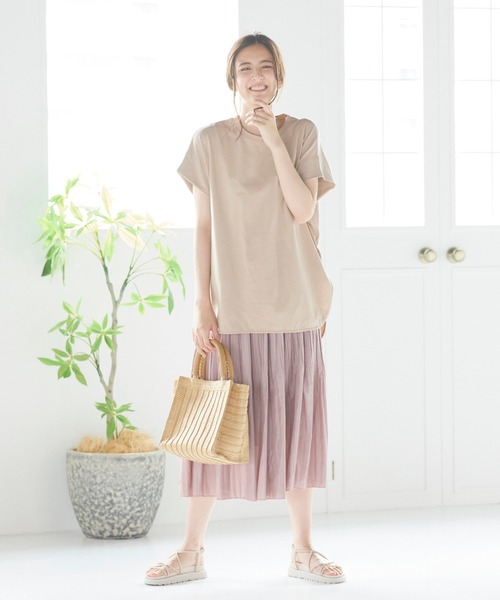 LIPSTAR（リップスター）の「シャイニーサテンプリーツスカート（スカート・レディース・ベージュ/ブルー/ピンク/ライトブルー/パープル・M）」の19枚目の写真