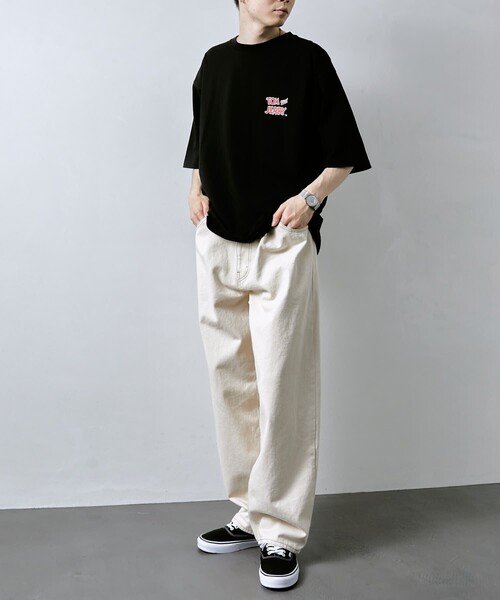 PUBLUX(パブリュクス)の「〇【Tom and Jerry】別注プリントTシャツ/グラフィック/ユニセックス/(Tシャツ/カットソー・メンズ・ホワイト/ブラック/ベージュ/サックスブルー・SMALL/MEDIUM/LARGE/X-LARGE)」の7枚目の写真