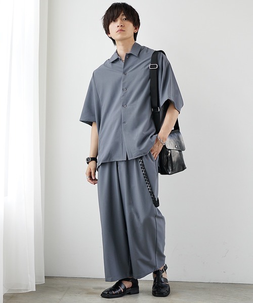 MinoriTY（マイノリティ）の「【MinoriTY】落ち感ドルマンセットアップ メンズ オーバーサイズ 半袖シャツ+ワイドパンツ 無地 スラックス ルーズシルエット 5分袖 秋服 夏服（セットアップ2点セット】（セットアップ・メンズ・ブラック/グレー/ブルーグレー/モカ/キナリ/グリーン/ネイビー/ブルー/グレイッシュベージュ/パープル/モスグリーン/チャコール・L/M/S）」の21枚目の写真