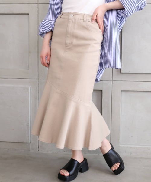 moment+(モーメントプラス)の「ストレッチデニム&ツイルマーメイドスカート(デニムスカート・レディース・ブラック/サックスブルー/インディゴブルー/アイボリー/ブラック系その他/オフホワイト/グレイッシュベージュ/カーキ・S/M/L)」の18枚目の写真