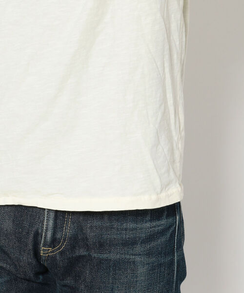 Johnson Motors Inc.(ジョンソン モータース)の「Johnson Motors,Inc./ジョンソン モータース/FORD V FERRARI(Tシャツ/カットソー・メンズ・ホワイト・SMALL/MEDIUM/LARGE)」の6枚目の写真