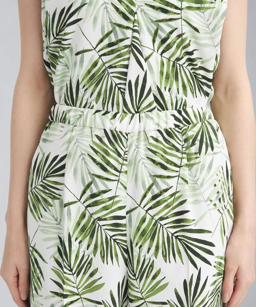 green label relaxing（グリーンレーベルリラクシング）の「FM リーフ プリント イージー パンツ（その他パンツ・レディース・ブラック/オフホワイト・FREE）」の7枚目の写真