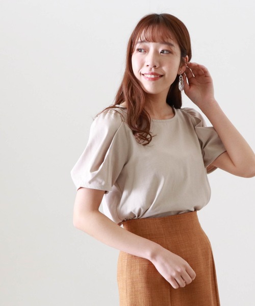 Cheek（チーク）の「タックスリーブＴＯＰＳ（Tシャツ/カットソー・レディース・キャメル/クリーム/パープル・MEDIUM）」の2枚目の写真