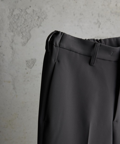 WYM × ATTACHMENT(ウィム×アタッチメント)の「【ATTACHMENT × WYM】EASY STRAIGHT SLACKS(スラックス・メンズ・ベージュ/ダークグレー・S/M/L)」の17枚目の写真