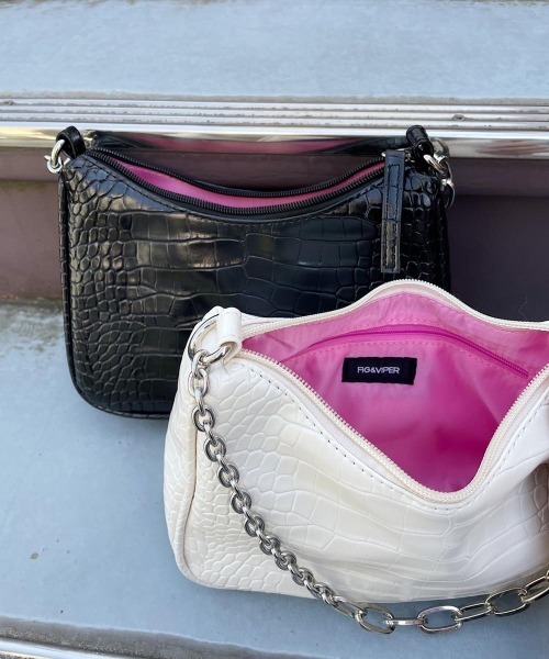FIG&VIPER(フィグアンドバイパー)の「クロコチェーンBAG(ショルダーバッグ・レディース・ホワイト/ブラック/ベージュ/ライトグリーン/ライトイエロー・FREE)」の10枚目の写真