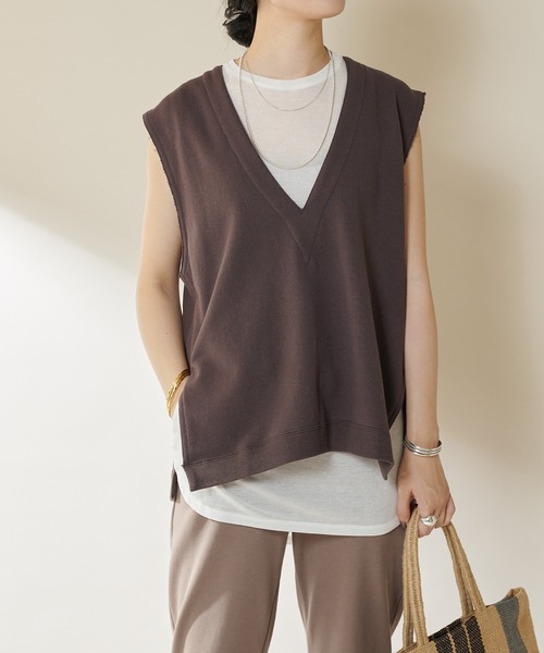 SHENERY（シーナリー）の「ルーズノースリーブカットソー（Tシャツ/カットソー・レディース・ライトグレー/ブラック/オフホワイト/グレー系その他・FREE）」の7枚目の写真