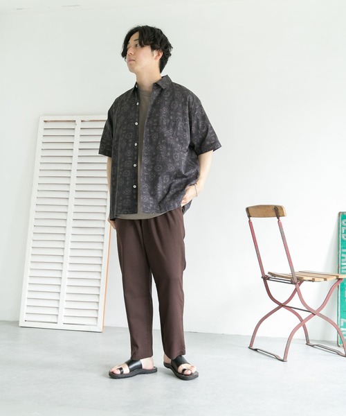 URBAN RESEARCH DOORS（アーバンリサーチドアーズ）の「バティックプリントシャツ（シャツ/ブラウス・メンズ・ブラック/イエロー・38/40）」の21枚目の写真