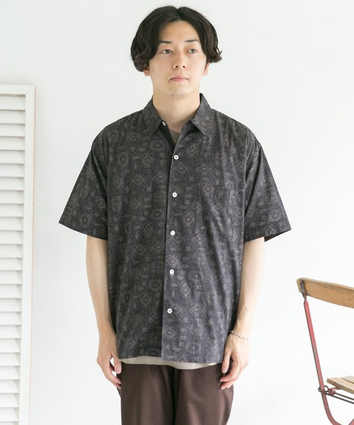 URBAN RESEARCH DOORS（アーバンリサーチドアーズ）の「バティックプリントシャツ（シャツ/ブラウス・メンズ・ブラック/イエロー・38/40）」の15枚目の写真