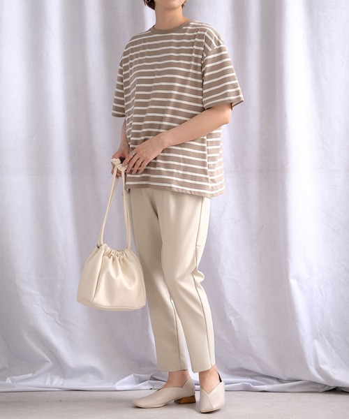 ＡＮＤＪ（アンドジェイ）の「サイドスリットボーダーTシャツ（Tシャツ/カットソー・レディース・ブラック/モカ/ネイビー・M）」の19枚目の写真