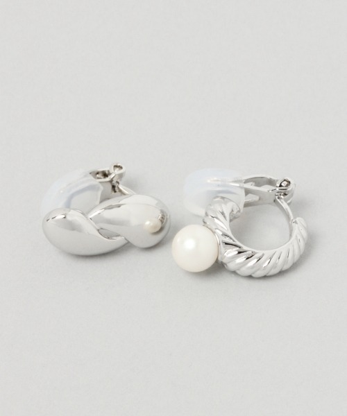 JEANASIS（ジーナシス）の「レトロイヤークリップ/956205（イヤーカフ・レディース・シルバー/ゴールド/シルバー系その他/ゴールド系その他・FREE）」の7枚目の写真