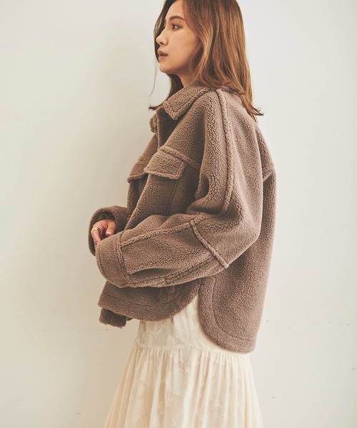 FREE'S MART(フリーズマート)の「【Sシリーズ対応】◆フロントポケットボアジャケット(ブルゾン・レディース・ホワイト/ブラウン/グリーン・SMALL/MEDIUM)」の8枚目の写真