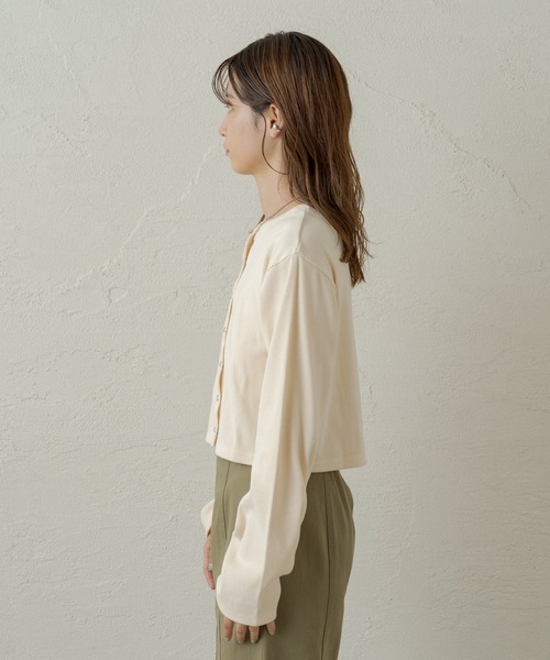 Kastane（カスタネ）の「テレコカットリブチビカーディガン（カーディガン/ボレロ・レディース・スカイブルー/ブラック/ブラウン/アイボリー/グリーン・FREE）」の18枚目の写真