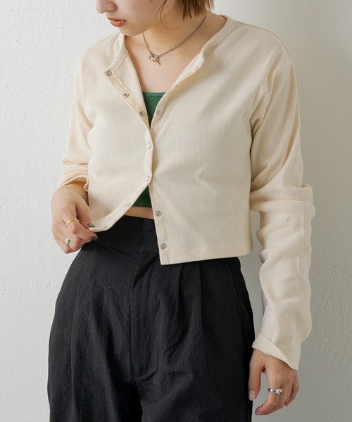 Kastane（カスタネ）の「テレコカットリブチビカーディガン（カーディガン/ボレロ・レディース・スカイブルー/ブラック/ブラウン/アイボリー/グリーン・FREE）」の19枚目の写真
