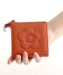 新品】マリークヮント デイジーチャームポイントウォレット MARY QUANT MARY QUANT（マリークワント）の「デイジーチャームポイント