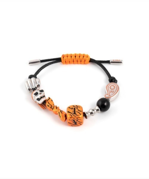 Evae mob(エヴァーモブ)の「EVAEMOB+TYGA/エバーモブ+タイガ/コラボレーションブレスレット/Tyga Collaboration Bracelet(ブレスレット・レディース・その他・FREE)」の1枚目の写真