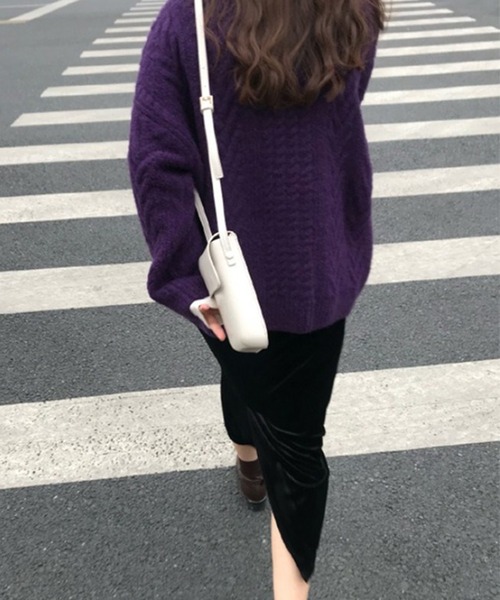 SMILE ORCHID(スマイルオーキッド)の「ケーブル編みニットトップス(ニット/セーター・レディース・パープル/グリーン/アイボリー・FREE)」の7枚目の写真