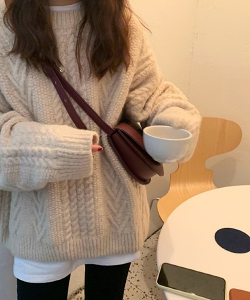 SMILE ORCHID(スマイルオーキッド)の「ケーブル編みニットトップス(ニット/セーター・レディース・パープル/グリーン/アイボリー・FREE)」の4枚目の写真