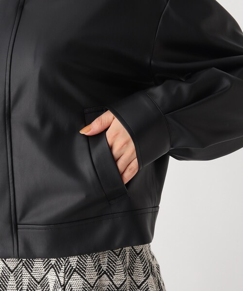 AG by aquagirl（エージーバイアクアガール）の「◆シンセティックレザーボリュームスリーブジャケット【WEB限定サイズ】（ライダースジャケット・レディース・ブラック/ナチュラル・40/38/36）」の11枚目の写真