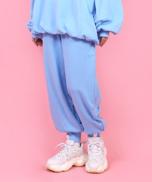 PUNYUS（プニュズ）の「フードサガラ刺繍スウェットパンツ（スウェットパンツ・レディース・グリーン/ホワイト/パープル/イエロー/サックスブルー/ブルー/ブラック/ピンク/オレンジ/レッド/杢グレー・2/3/4/1）」の6枚目の写真