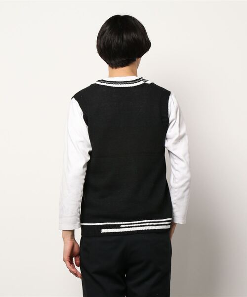 Mimma/Mimaa（ミマ）の「【Mimma/Mimaa】ラインVニットベスト（ベスト・メンズ・ホワイト/ブラック/グレー/グリーン・FREE）」の7枚目の写真