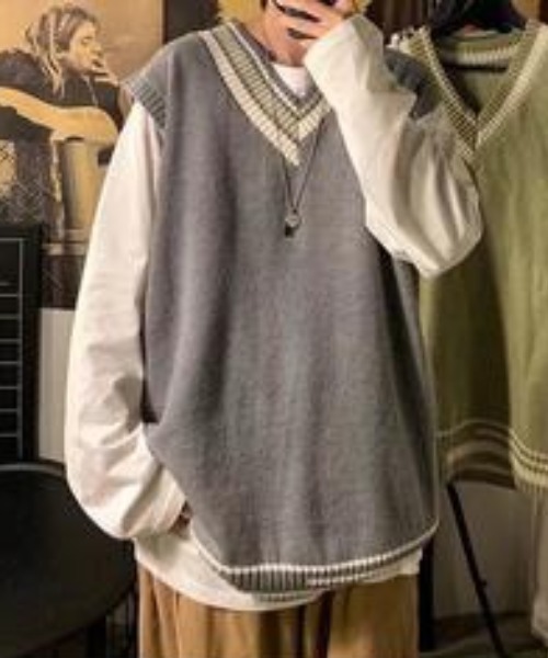 Mimma/Mimaa（ミマ）の「【Mimma/Mimaa】ラインVニットベスト（ベスト・メンズ・ホワイト/ブラック/グレー/グリーン・FREE）」の9枚目の写真