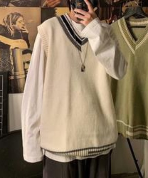 Mimma/Mimaa（ミマ）の「【Mimma/Mimaa】ラインVニットベスト（ベスト・メンズ・ホワイト/ブラック/グレー/グリーン・FREE）」の13枚目の写真