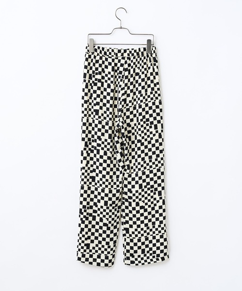 CIAOPANIC（チャオパニック）の「総柄ワイドイージーパンツ（その他パンツ・レディース・ブラック/ベージュ/ブラウン/チェック・FREE）」の10枚目の写真
