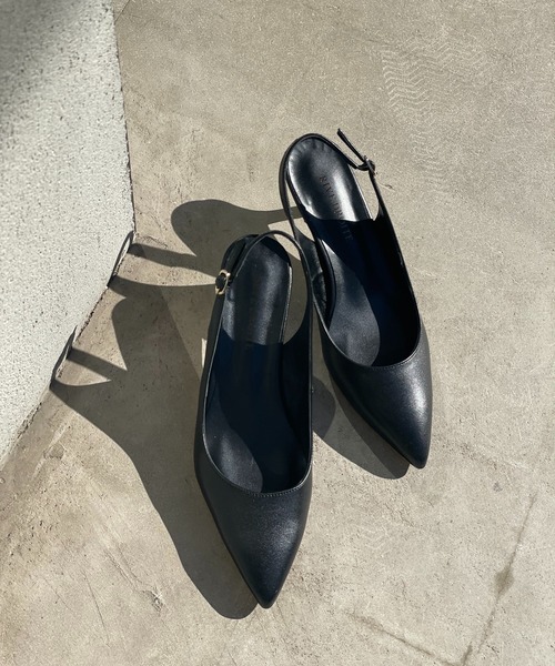 RIVE DROITE（リヴドロワ）の「バックストラップパンプス（パンプス・レディース・ブラック・38/36/37）」の2枚目の写真