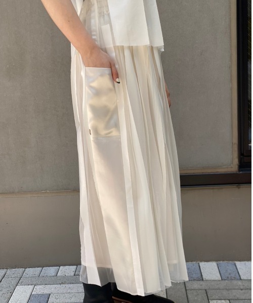 NAKAGAMI（ナカガミ）の「NAKAGAMI(ナカガミ) rubber print skirt/スカート/N03REG0001A（スカート・レディース・ホワイト/ブラック・1）」の13枚目の写真