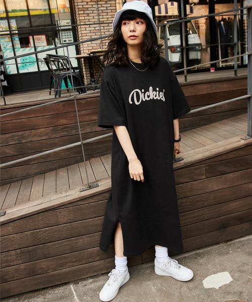 Dickies(ディッキーズ)の「Dickies/ディッキーズ オーバーサイズロゴプリントリブ コットンワンピース(ワンピース・レディース・ブラック/ブルー/オートミール・M)」の13枚目の写真