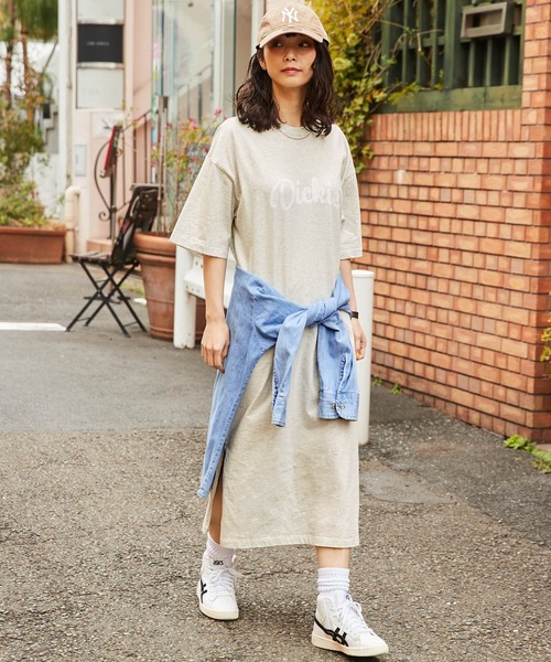 Dickies(ディッキーズ)の「Dickies/ディッキーズ オーバーサイズロゴプリントリブ コットンワンピース(ワンピース・レディース・ブラック/ブルー/オートミール・M)」の21枚目の写真