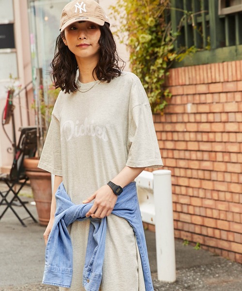 Dickies(ディッキーズ)の「Dickies/ディッキーズ オーバーサイズロゴプリントリブ コットンワンピース(ワンピース・レディース・ブラック/ブルー/オートミール・M)」の17枚目の写真